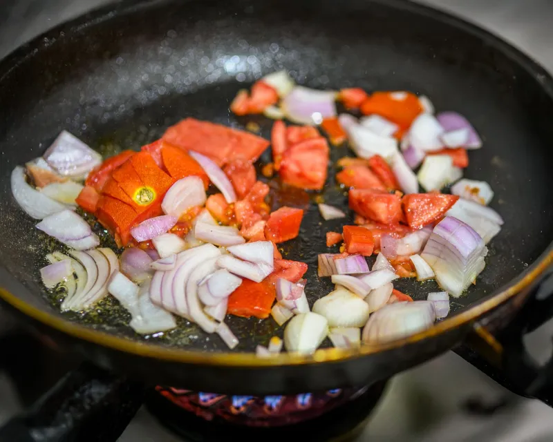 Low and Slow vs. Fast and Furious: What Your Onion Technique Is Really Doing to Your Curry
